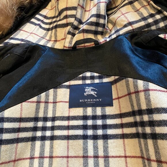 Burberry Quilted Fleece Lined Black Jacket W/Removeable Fur Hood XL - Picture 4 of 15